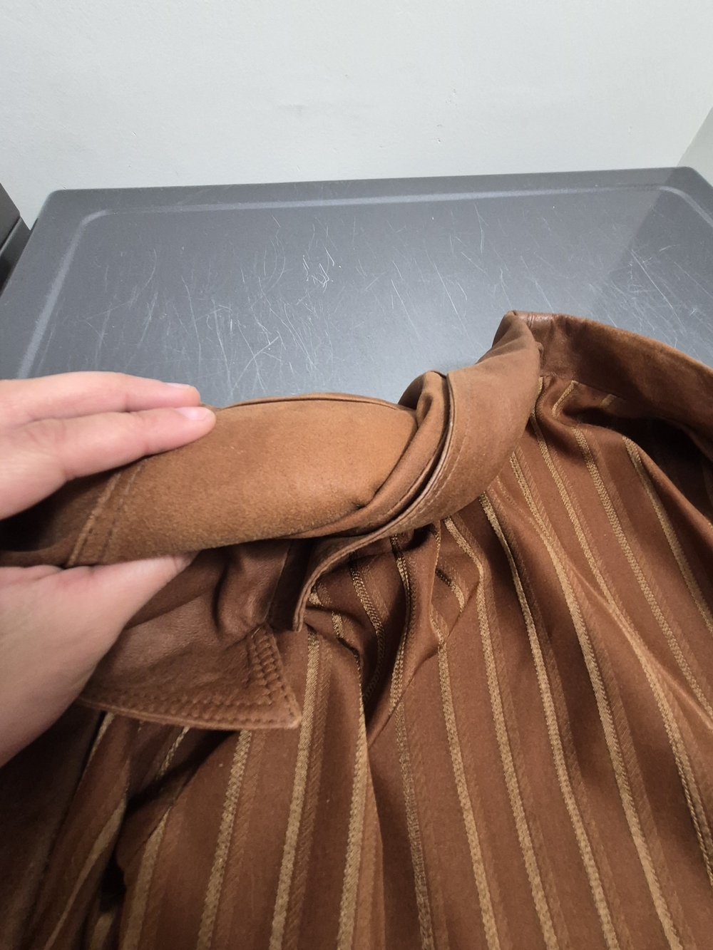 Vintage Brown Double-Breasted Leather Blazer - Picture 8 of 9